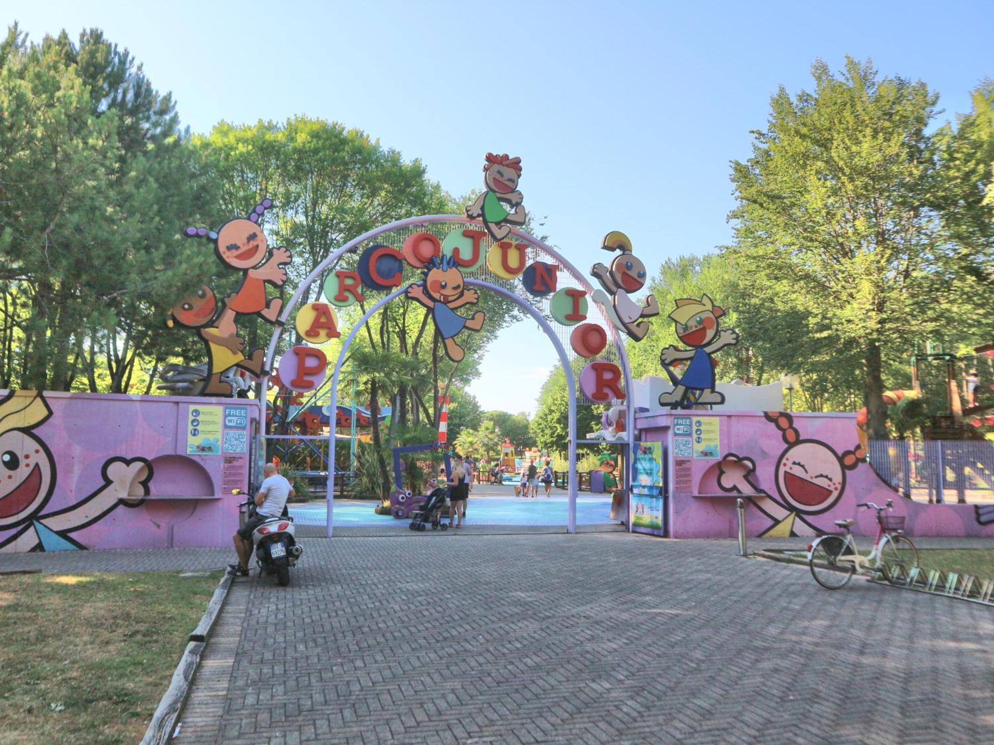 Apartmán Alideco Lignano Sabbiadoro Exteriér fotografie
